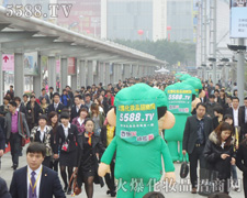 �𱬻��yƷ���̾W(w��ng)�������F(xi��n)����Խʽ�İl(f��)չ